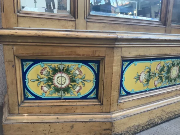 Porte manteau avec glace et jardinière
