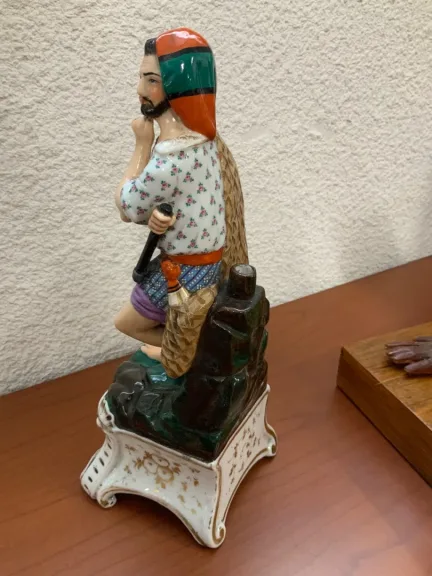 Paire d’encriers en  porcelaine Vieux Paris