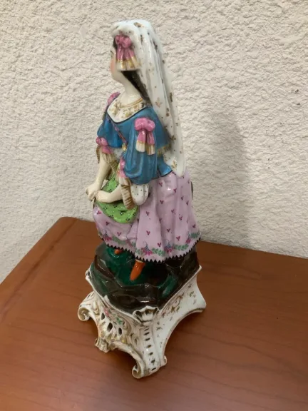 Paire d’encriers en  porcelaine Vieux Paris