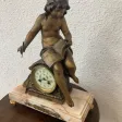 Pendule enfant à la lecture, époque 1930
