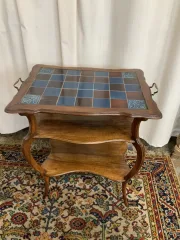 Table signed A.BASTET