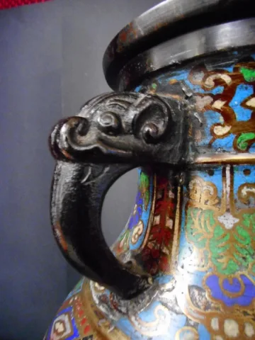 Vase en bronze cloisonné XIXe