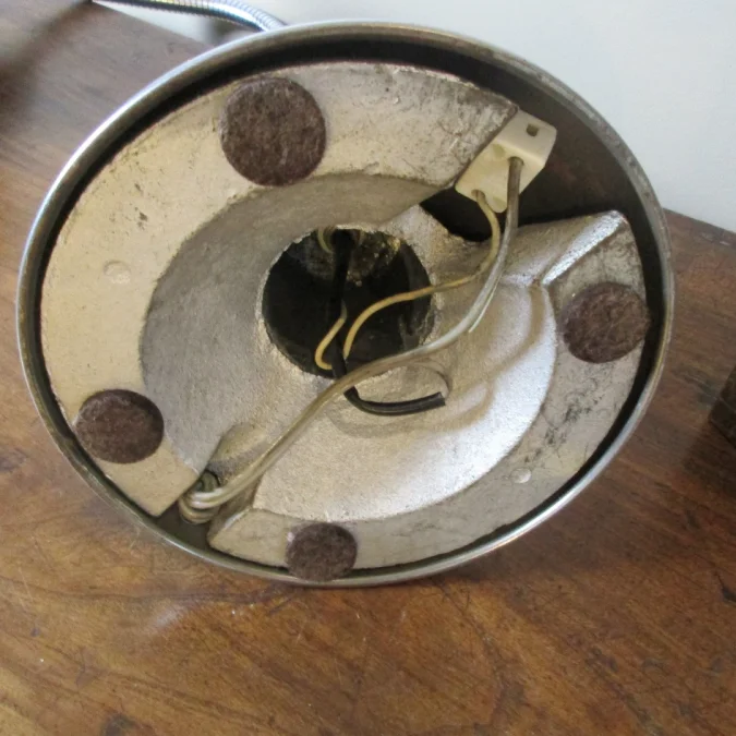 VINTAGE LAMP