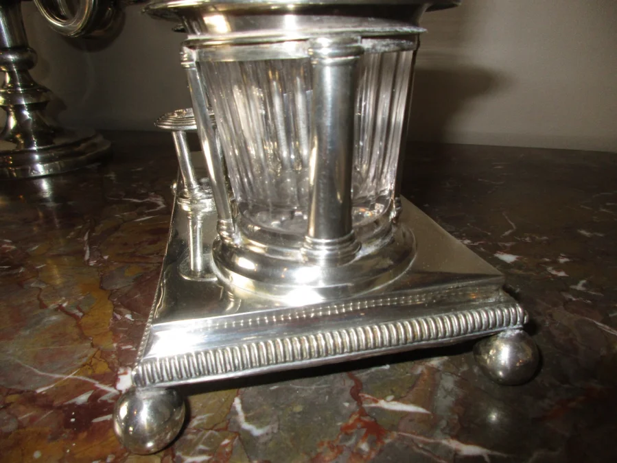 SILBERNE CRUETS