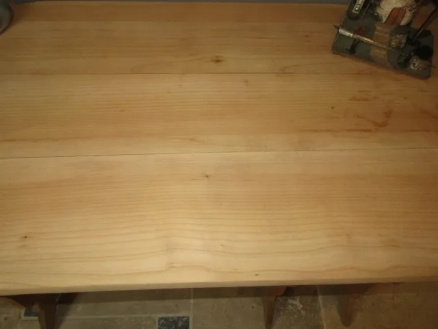 PINE WRITING TABLE