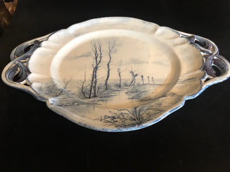 Plat faïence E .Gallé