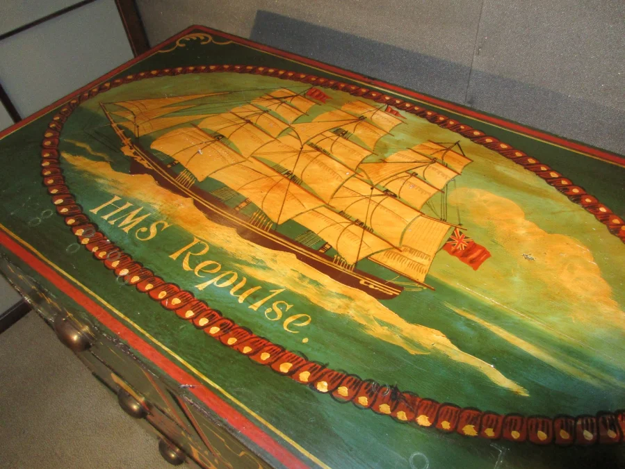 BEMALTE KOMMODE