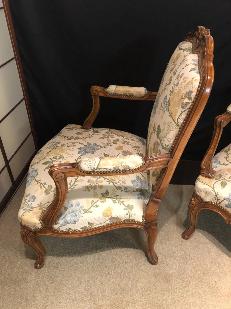 PAAR LOUIS XV STIJL STOELEN