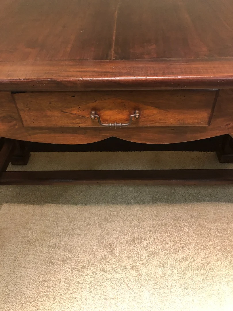 COUNTRY STYLE TABLE