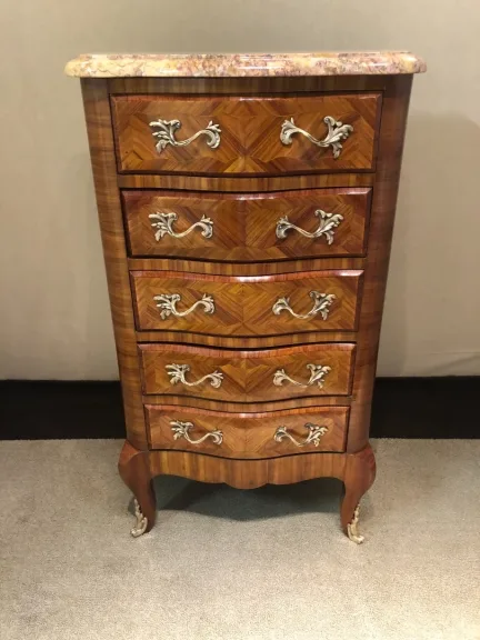 Chiffonnier style Louis XV
