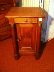 FRANZÖSISCH EMPIRE STYLE BEDSIDE TABELLE