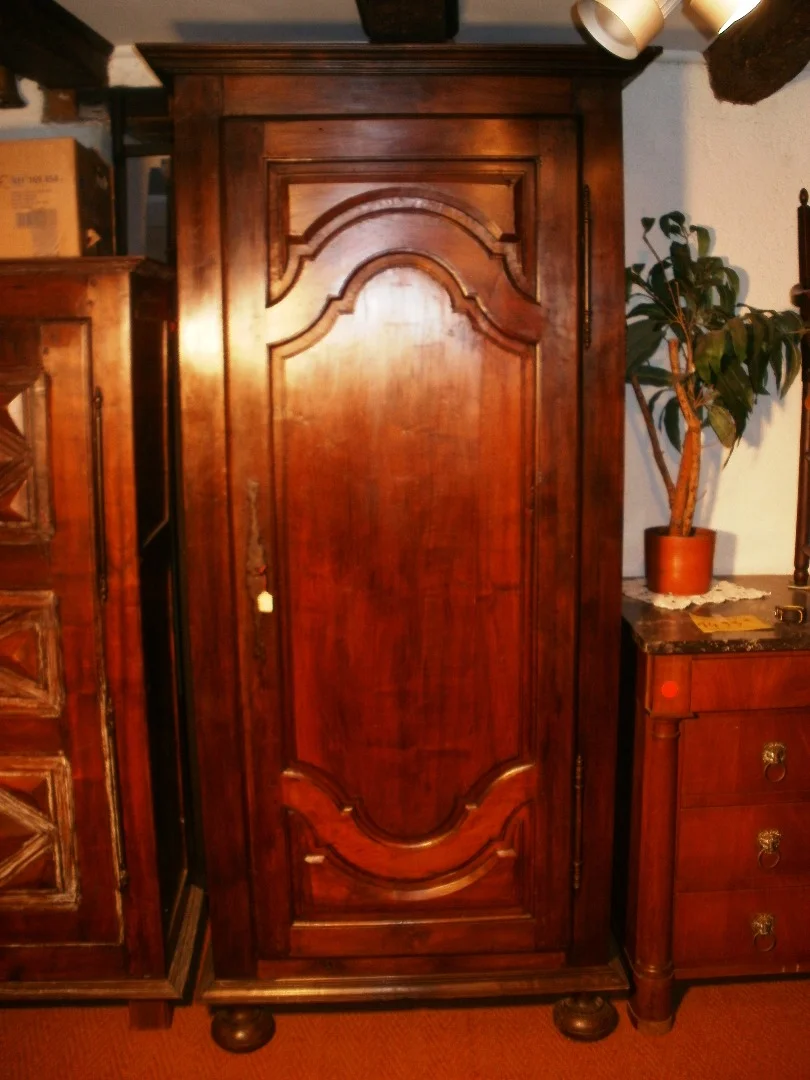 FRENCH CUPBOARD