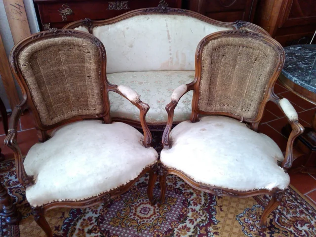 LOUIS XV STYLE LIVING ROOM SUITE
