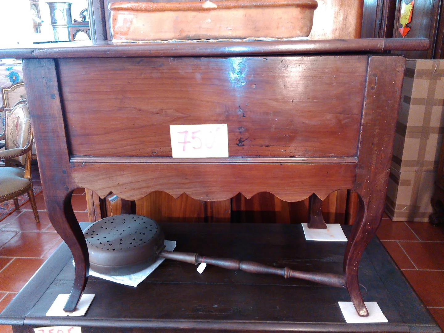 KNEADEN TROUGH