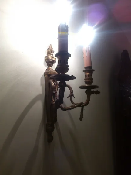 FRANZÖSISCHE WANDLEUCHTEN