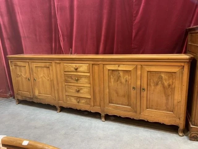 Aparador enfilade