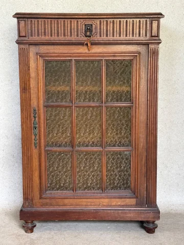 Display Cabinet