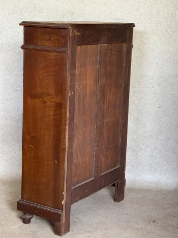 Display Cabinet