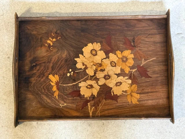 Tray