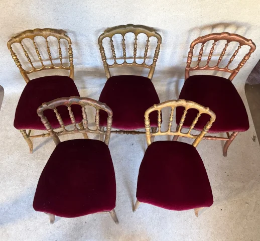 5 Chairs