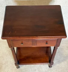 Table de chevet