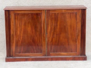 Credenza