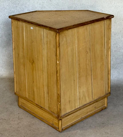Eckschrank