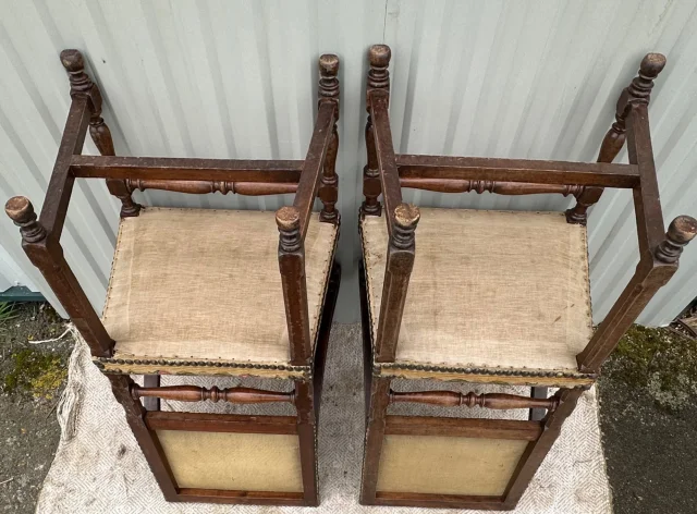 Pair of armchairs — Good condition