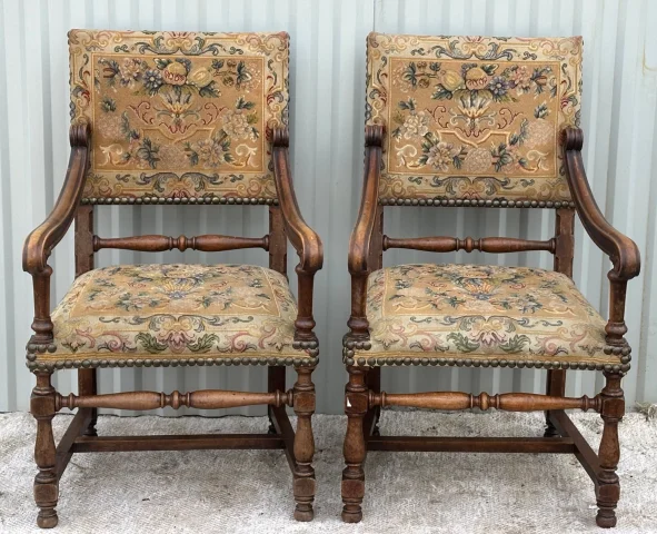 Pair of armchairs
