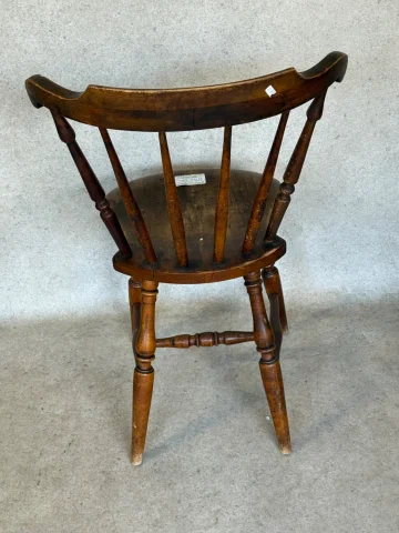 Amerikanischer Stuhl