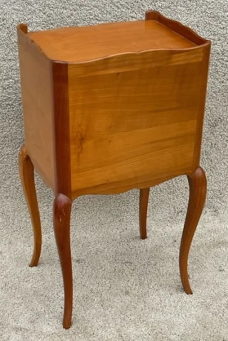 Bedside table