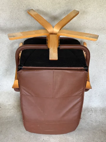 Fauteuil + Poef