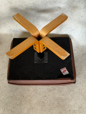Fauteuil + Poef