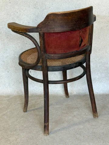 Desk armchair