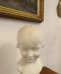Buste De Jeune Fille En Marbre De Carrare Ecole Italienne Epoque Fin XIXème