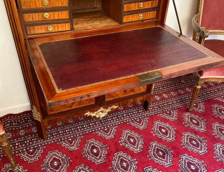 Secretaire d'Epoque Louis XVI En Marqueterie Vers 1780