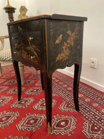 Rare Table Chiffonnière En Laque Epoque Louis XV Vers 1730