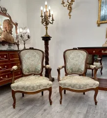 Paire De Fauteuils Cabriolet De Style Louis XV Epoque XIXeme