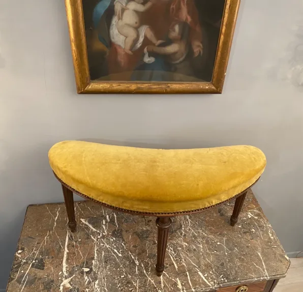 Rare Tabouret Forme Rognon d'Epoque Louis XVI Vers 1780