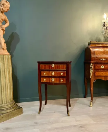 Table Chiffonnière En Marqueterie d'Epoque Louis XV