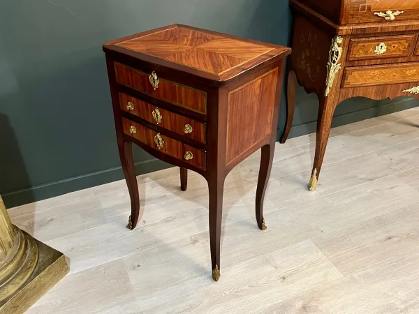 Table Chiffonnière En Marqueterie d'Epoque Louis XV