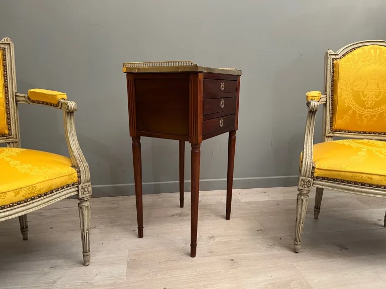 Table Chiffonniere En Acajou d'Epoque Louis XVI Fin XVIIIème