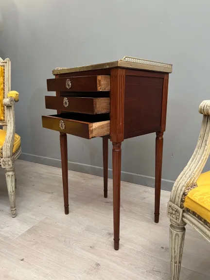 Table Chiffonniere En Acajou d'Epoque Louis XVI Fin XVIIIème