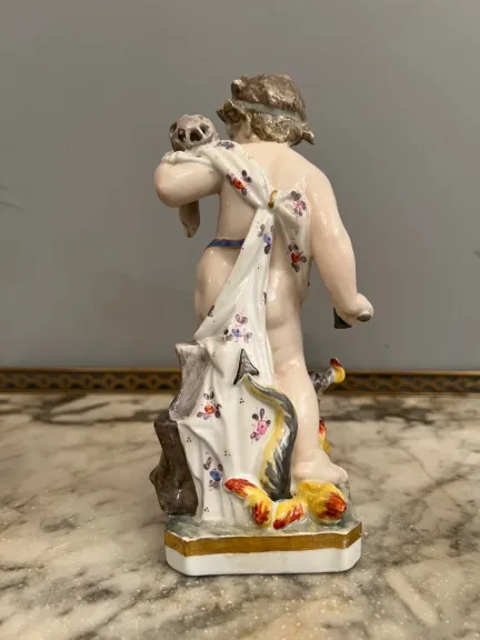 Suite De 3 Statuettes En Porcelaine De Meissen Epoque XIXeme