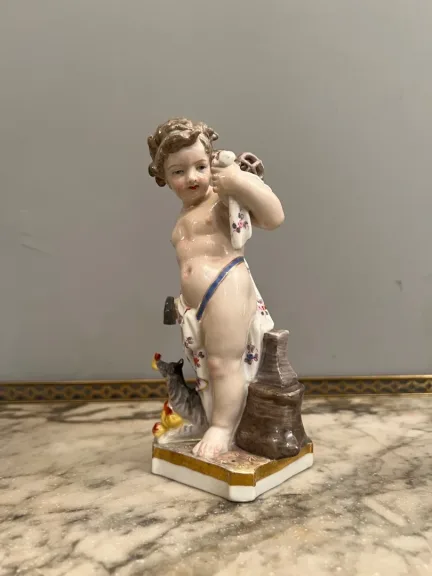 Suite De 3 Statuettes En Porcelaine De Meissen Epoque XIXeme