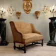 Rare Petite Banquette En Noyer d'Epoque Louis XIII XVIIème