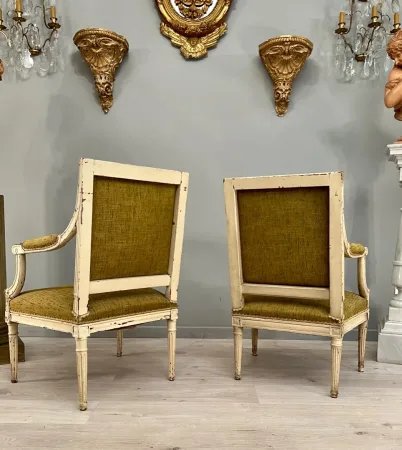 Suite De 2 Fauteuils A Dossier Plat d'Epoque Louis XVI Vers 1780