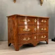 Commode En Marqueterie A Facade Galbée d'Epoque Louis XIV