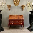 Bureau De Pente Galbé En Marqueterie d'Epoque Louis XV Vers 1750