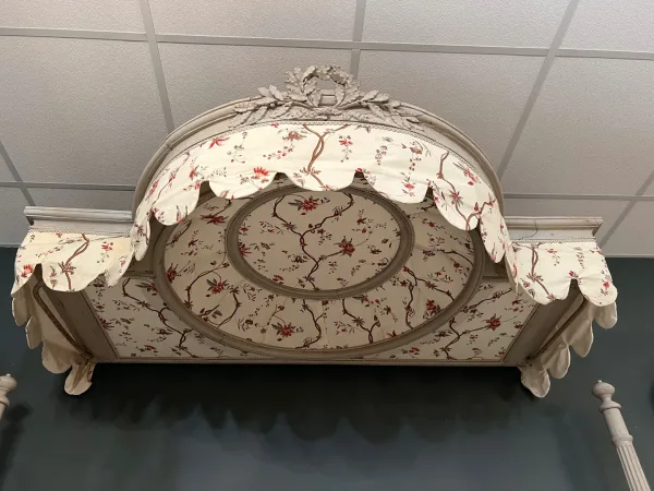 Lit A Baldaquin Dit En Chaire A Prêcher d'Epoque Louis XVI Vers 1770